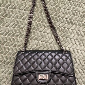 Black Quilted Chain-Handle Shoulder Bag